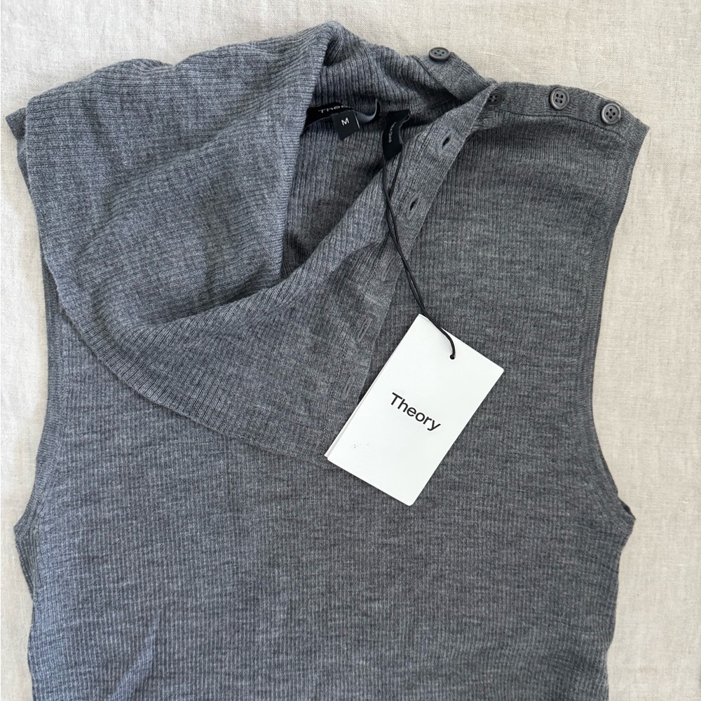 Theory | Sleeveless button collar/turtleneck sweater | NWT